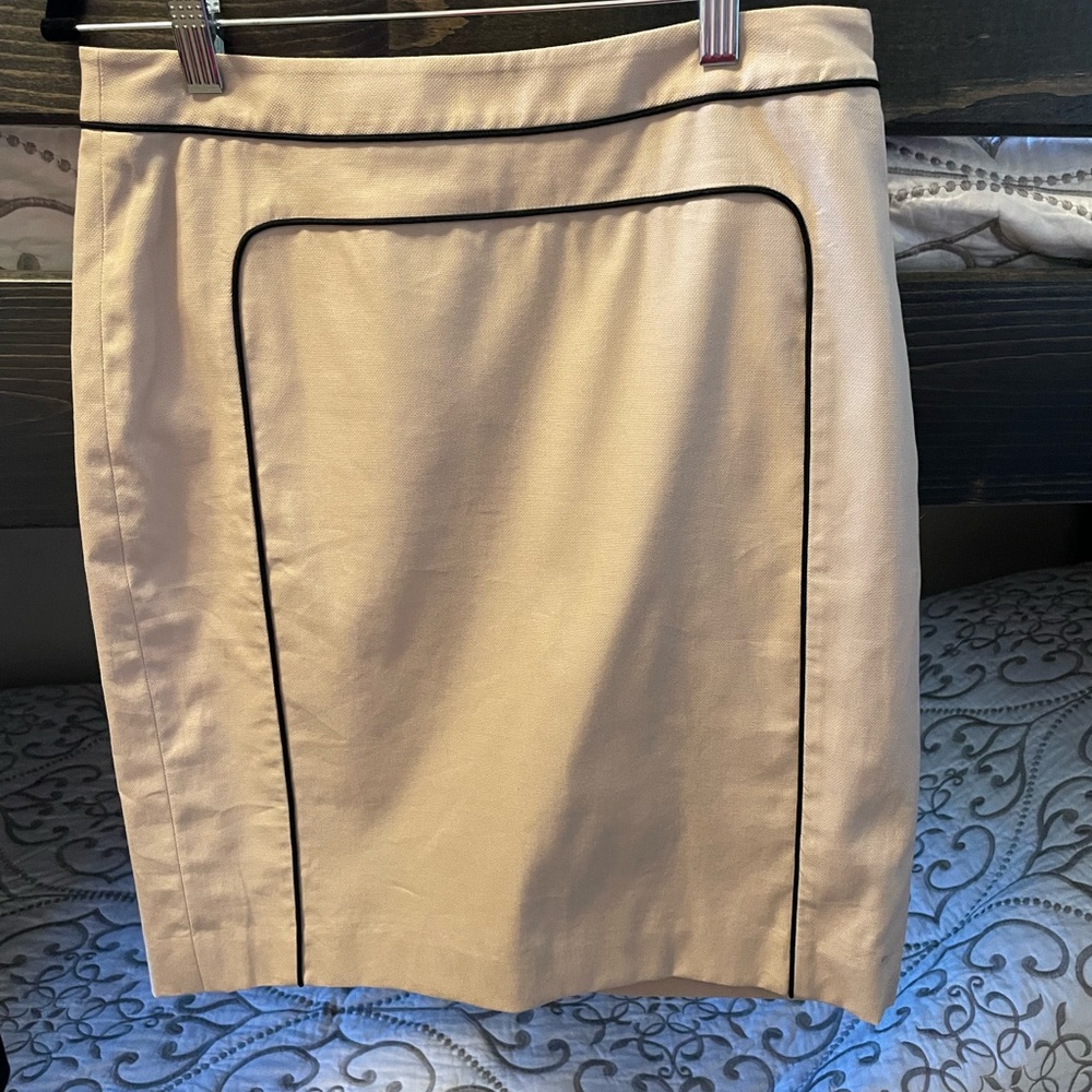 Ann Taylor Cream Pencil Skirt with Black Accents